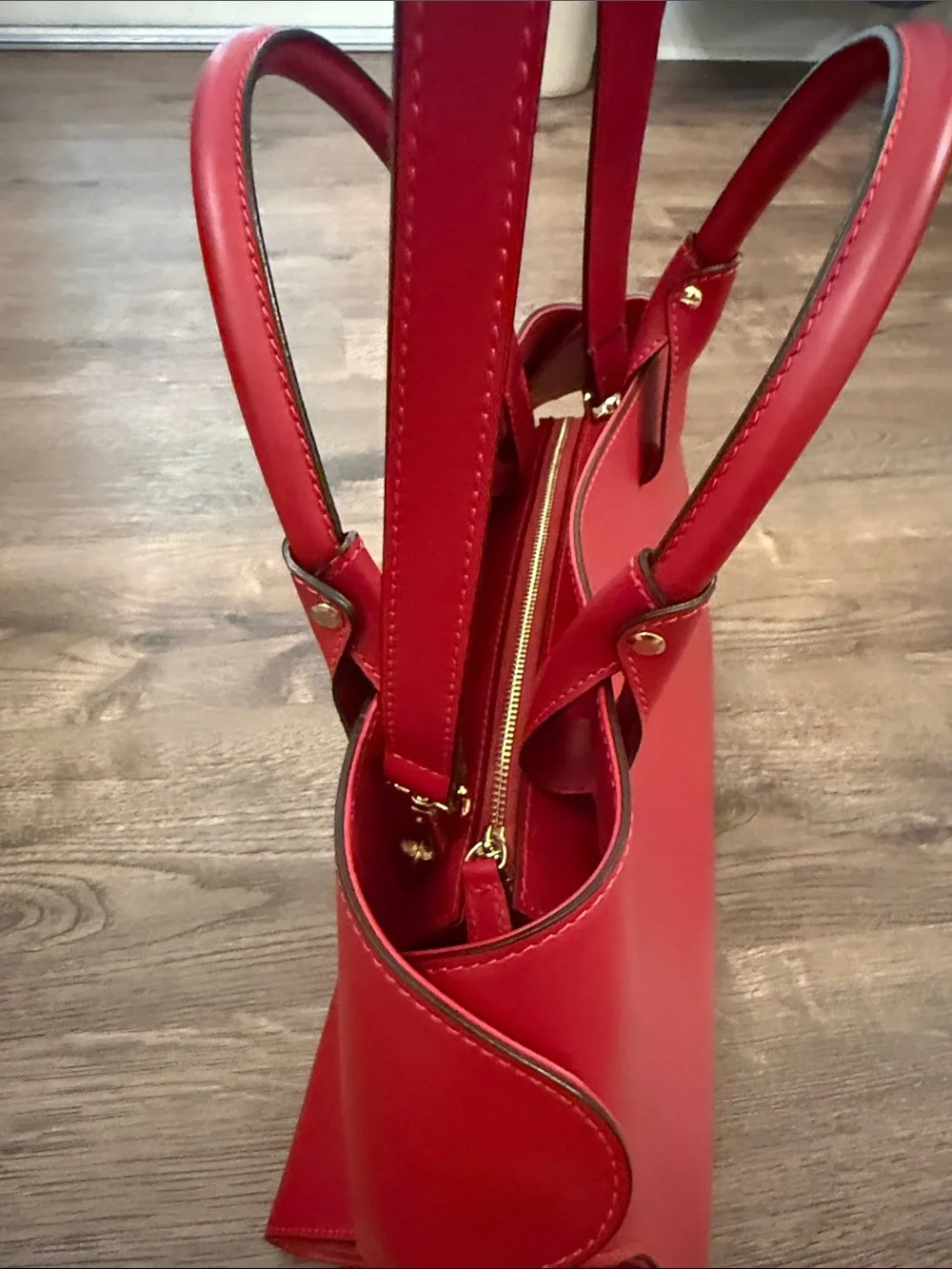 Vittoria Napoli Red Leather Tote Handbag Classic Structured Carryall with strap